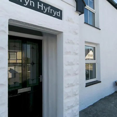Pass The Keys Spacious Cottage In Central Benllech With Parking Exterior photo