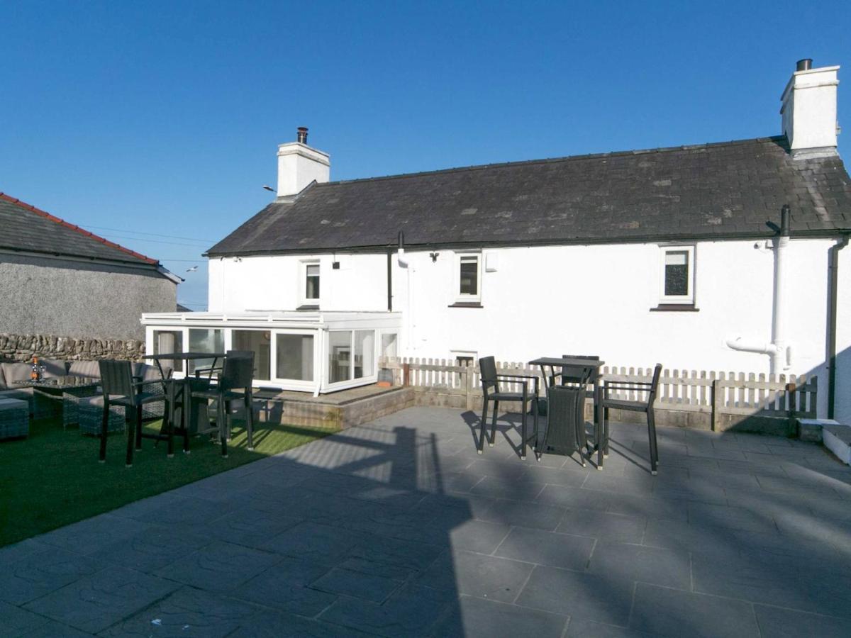 Pass The Keys Spacious In With Parking Holiday home *