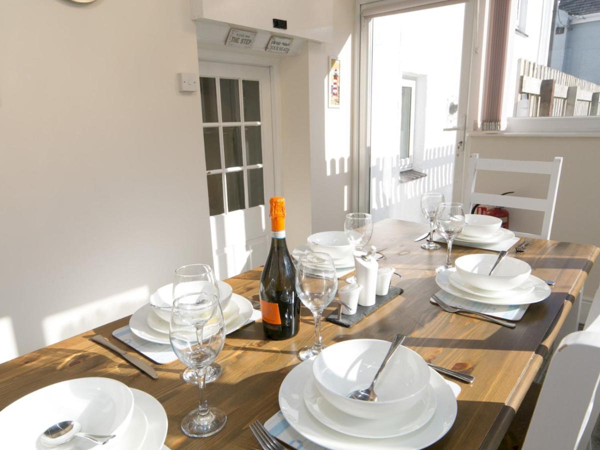 Holiday home Pass The Keys Spacious In With Parking Benllech